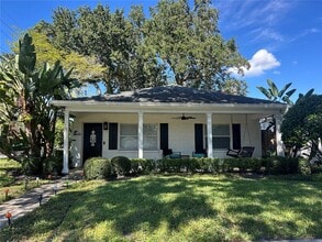 Building Photo - 1115 Yates St