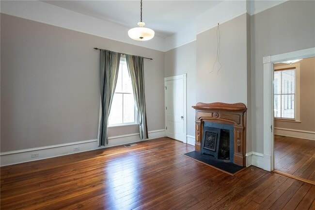 Building Photo - 765 Woodland Ave SE