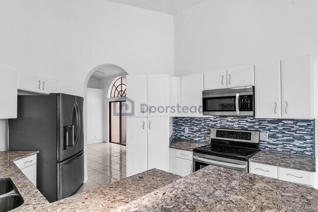 Building Photo - 12382 Pleasant Green Way