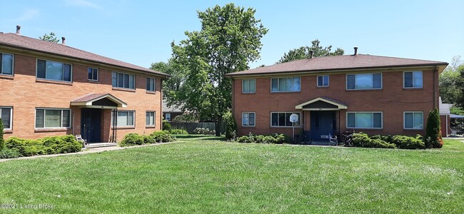 Building Photo - 408 N Clark Blvd