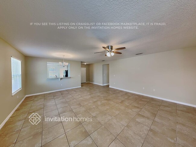 Building Photo - 942 Grapewood St