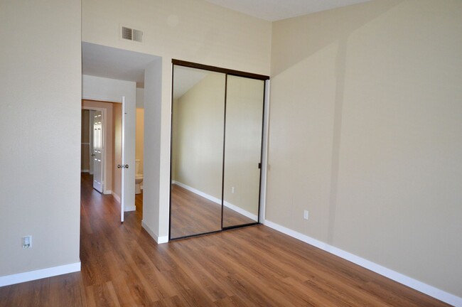 Building Photo - Spacious 2-Story 2 Bedroom Fountain Valley...