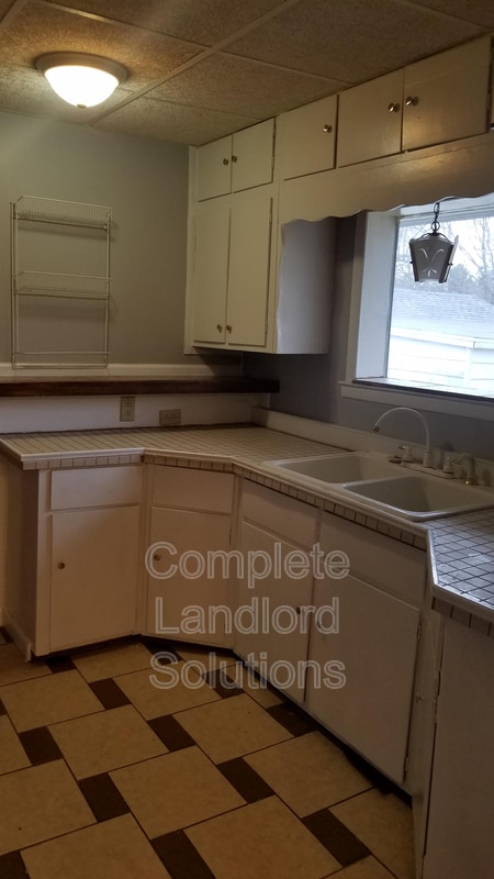 Building Photo - 2103 N 28th St