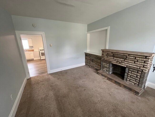 Building Photo - 301 Soose Rd