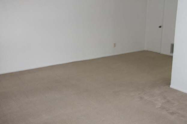 Building Photo - 1169 W Calle Del Sol