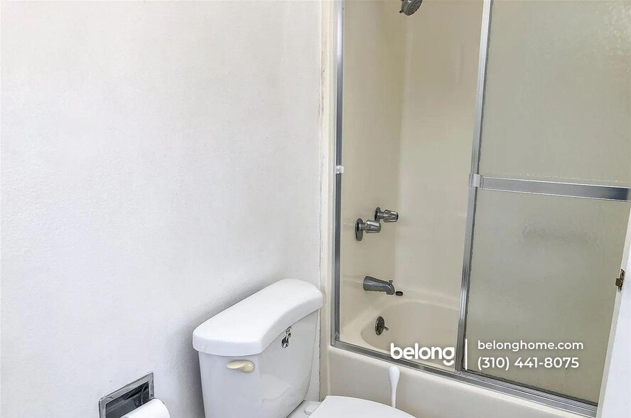 Building Photo - 2240 India St