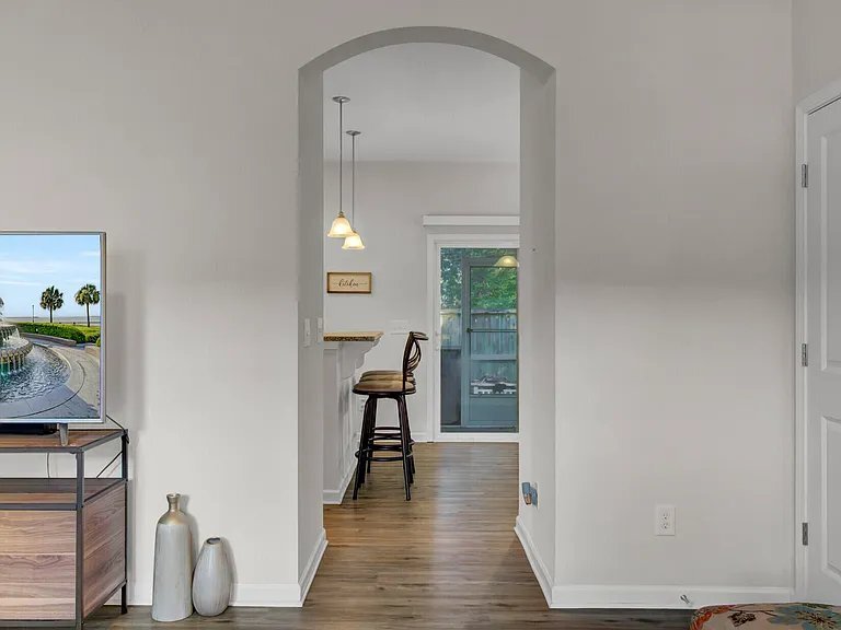 Building Photo - 1052 Lexi Ct