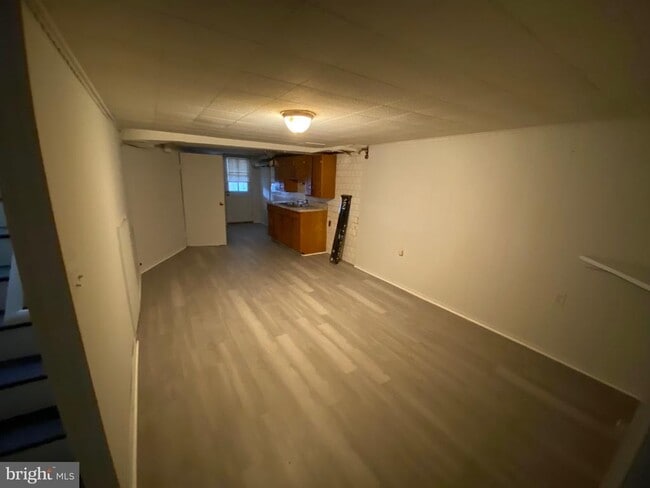 Building Photo - 338 Gusryan St