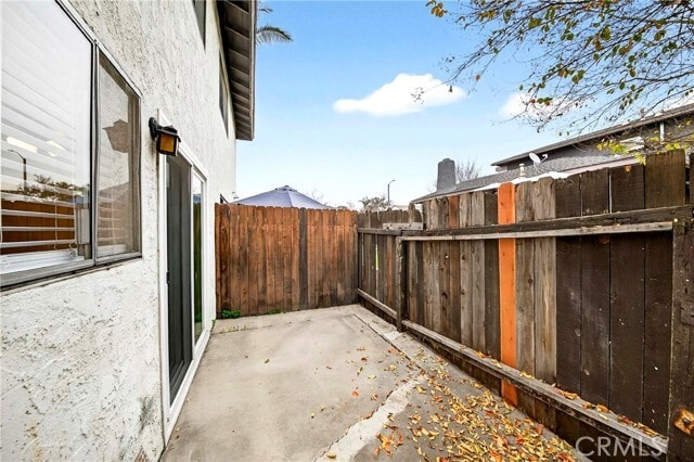 Building Photo - 160 Greentree Ln