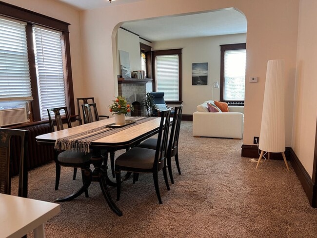 Building Photo - 3668 Wilmington Ave