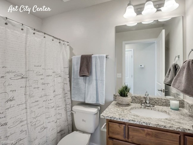 Building Photo - 79 W 900 N