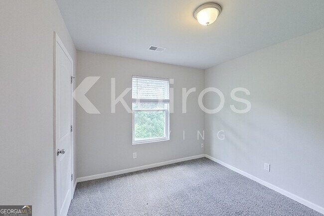 Building Photo - 207 Hawthorn Trail