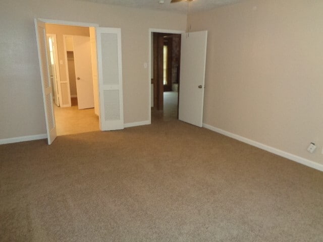 Building Photo - 802 Baltic Ln