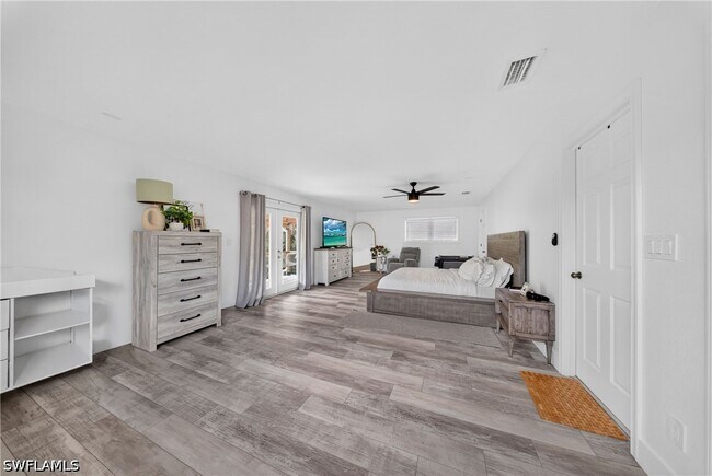 Building Photo - 5191 Coral Wood Dr