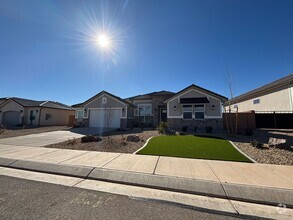 Building Photo - BRAND NEW HOME BY SAND HOLLOW FOR RENT!