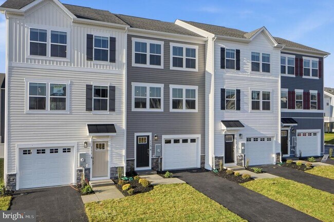 Building Photo - 113 Lakota St