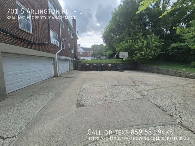 Building Photo - 701 S Arlington Rd