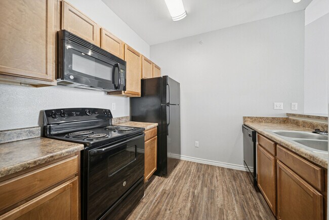 Building Photo - Village at Carlsbad