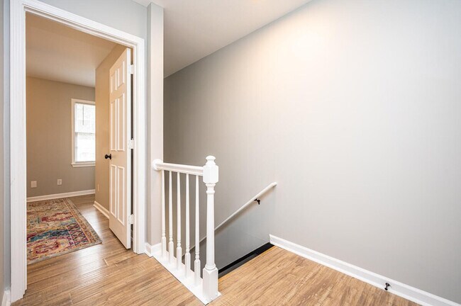 Building Photo - 1267 Sweet Pine Dr