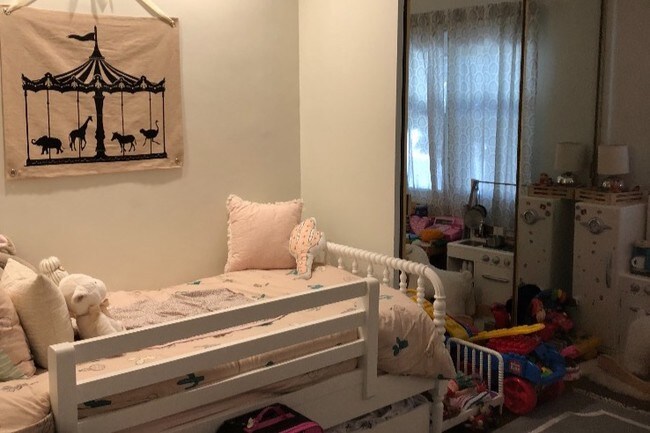 bedroom (second) - 13902 Calvert St