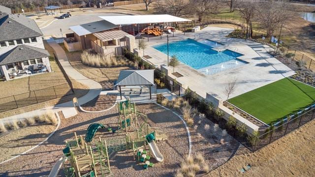 Building Photo - 7609 Poplar Dr