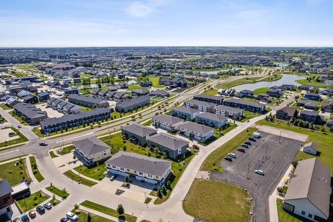 Building Photo - 3365 Pr Hts Wy