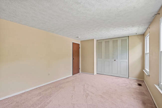 Building Photo - 9515 Quarry Bridge Ct