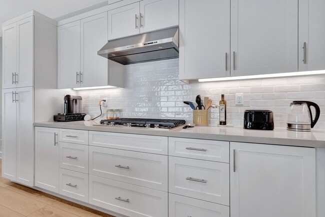Building Photo - Amazing New Construction House!