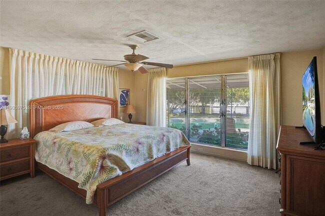 Building Photo - 1321 Mandarin Isle