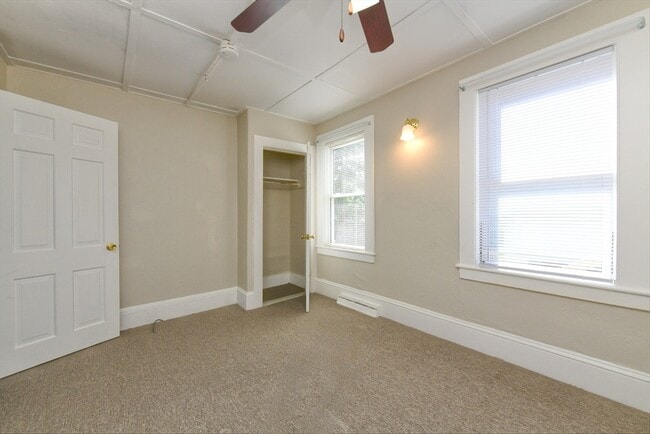 Building Photo - 21 12th St