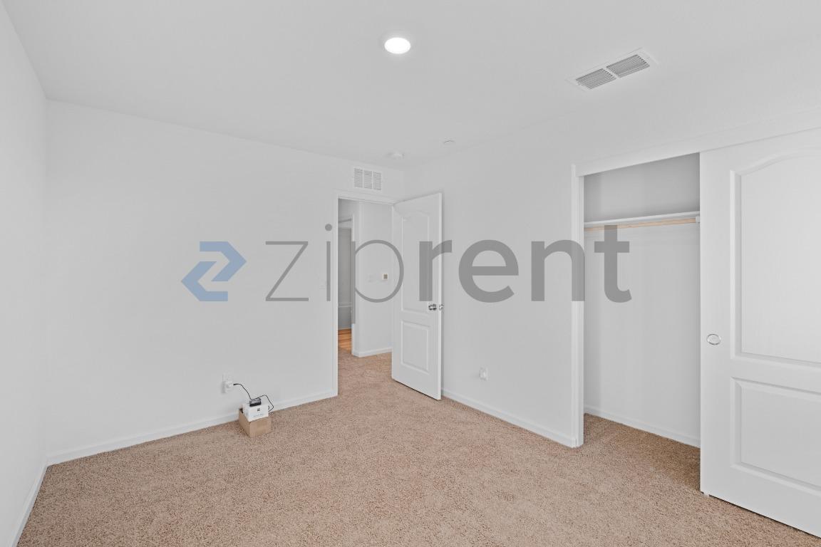 Building Photo - 10512 Santana Ln