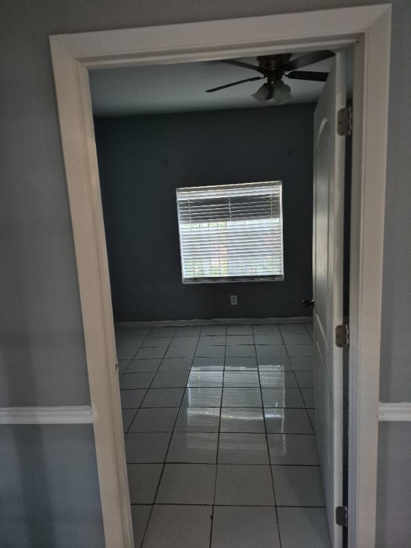 Building Photo - 1068 NW 31st St