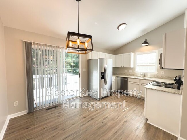 Building Photo - 312 Noonday Ct