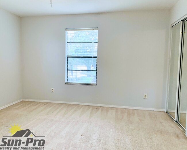 Building Photo - 980 Canal View Blvd