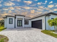 Building Photo - 15561 Melport Cir