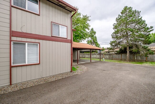 Building Photo - 415-01 Krasilovsky