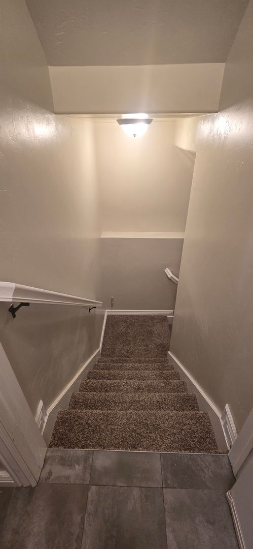 Building Photo - Beautiful 3 Bed 3.5 Bath in Riverton!!