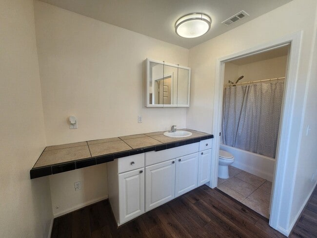 Building Photo - One of a Kind!!! 3 Bedroom house with 4 bathrooms