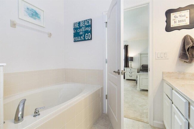 Building Photo - 2622 Tranquility Way