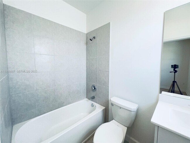 Building Photo - 17956 SW 358th St