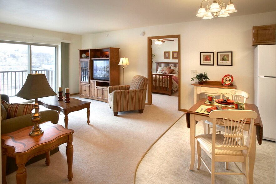 Rivershores Regency for Active Adults 55+ 555 Veterans Ave West Bend