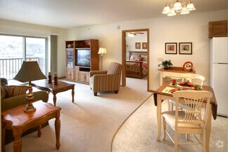 Building Photo - River Shores Regency House