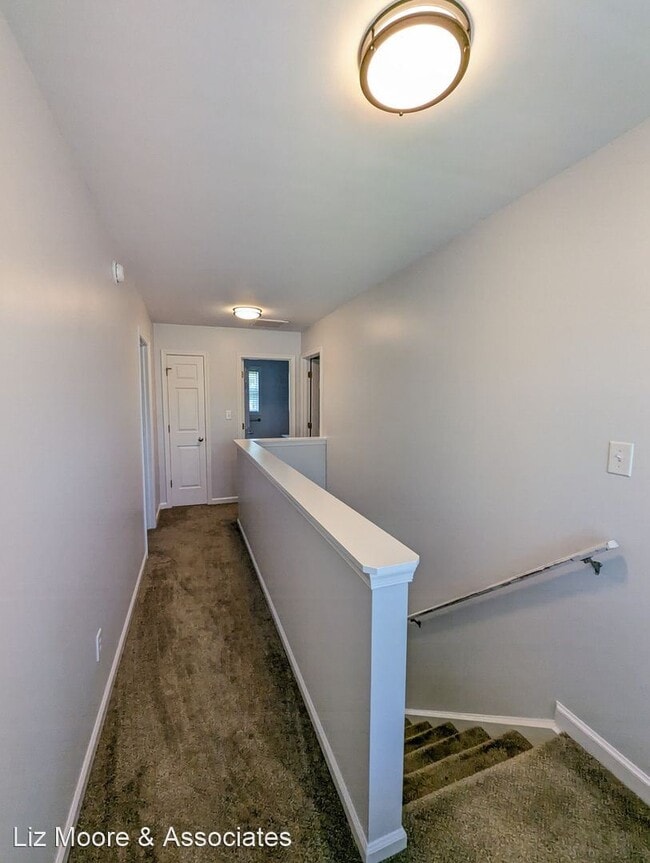 Building Photo - 3 br, 2.5 bath House - 3417 Indian Path