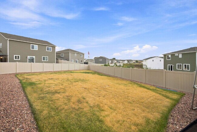Building Photo - Beautiful 2025-Built 5 Bedroom Home with Finished Walk-Out Basement