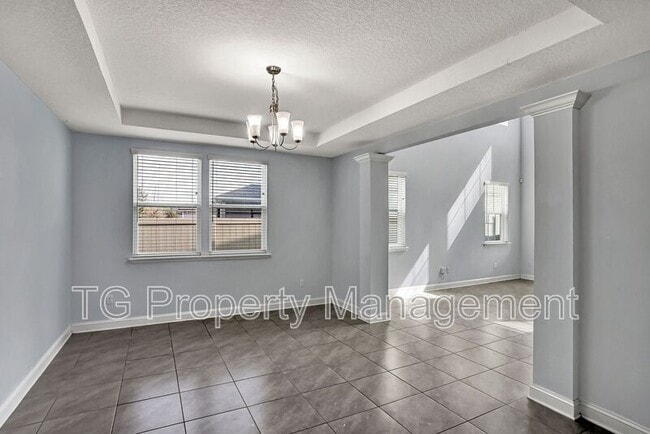 Building Photo - 12436 Jovana Rd