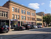 Building Photo - 425 1/2 Massachusetts Ave