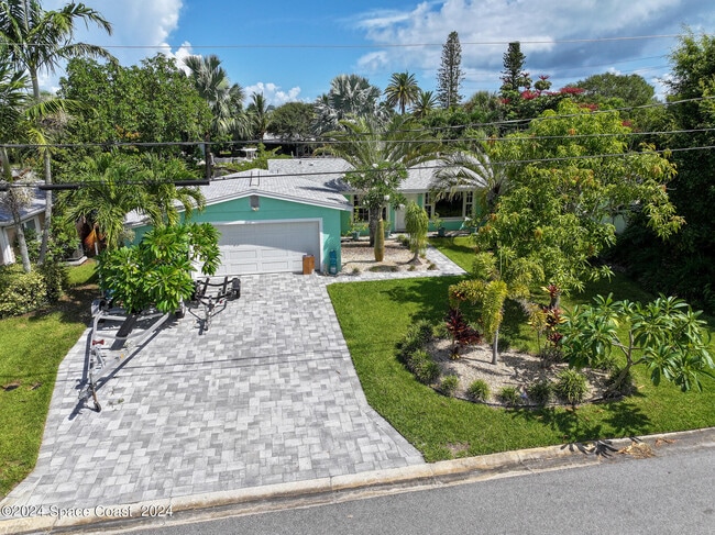 Building Photo - 403 N Neptune Dr