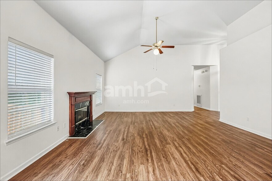 Building Photo - 4804 Peninsula Pointe Dr