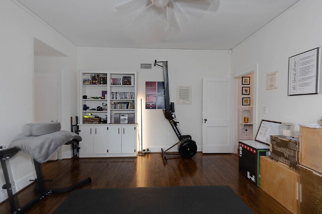 Building Photo - Historic Elegance in Midtown Columbus – Expansive 4-Bed/2.5-Bath Brick Home