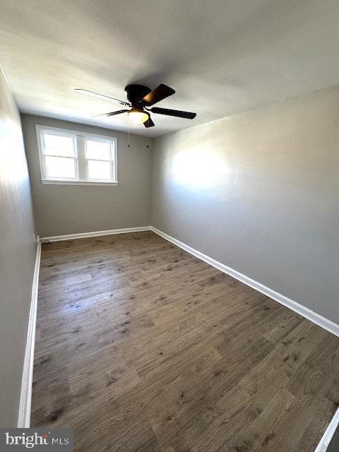 Building Photo - 251 Bannockburn Ave